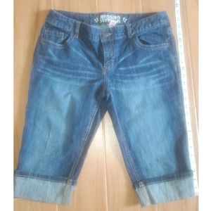 Massimo Boyfriend Capri-Cut Jeans